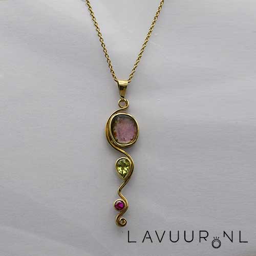 Verguld zilveren hanger met toermalijn, peridoot en robijn
